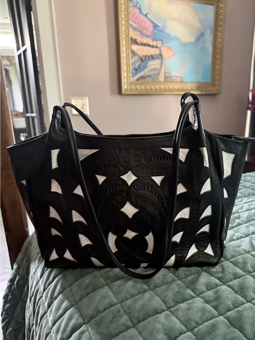 Black and White Leather Handbag - Excellent